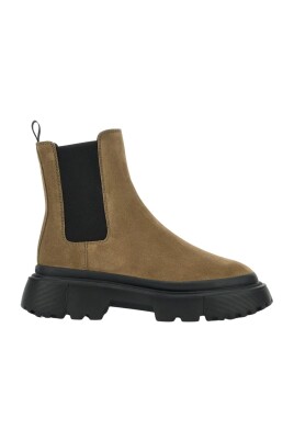 chic-beige-ankle-boots-aw23