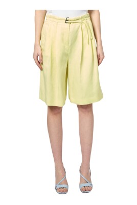 grona-byxor-for-kontorslook