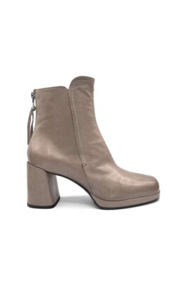 soft-burgundy-leather-boot-with-zipper