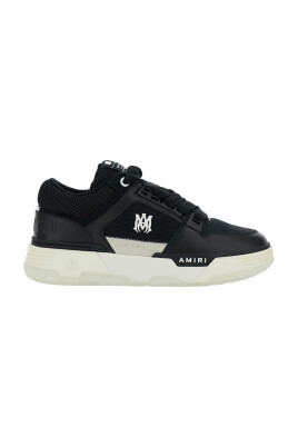 sneakers-noires-style-ma-1