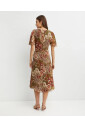 midi-dress-in-flowers