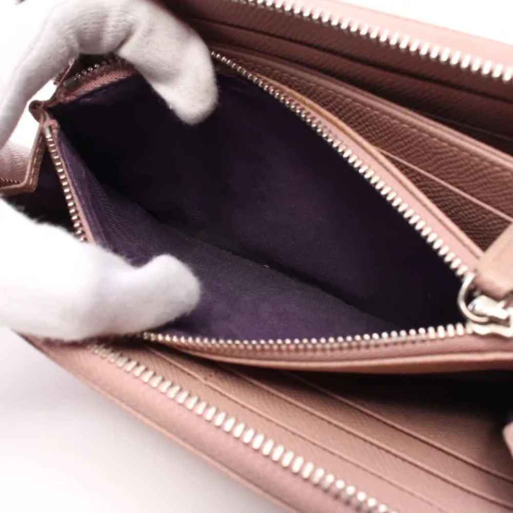 Bvlgari Vintage Pre-owned Leather wallets Beige Dames