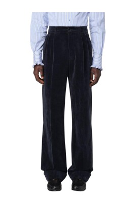 elegant-velvet-pleated-wide-leg-trousers