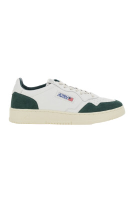 sneakers-blanches-medalist-daim-chaussures