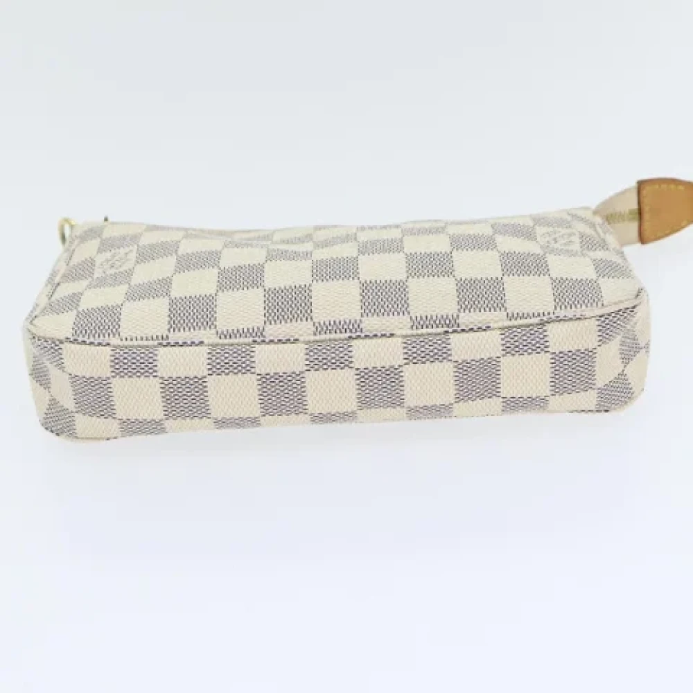 Louis Vuitton Vintage Pre-owned Canvas clutches Beige Dames