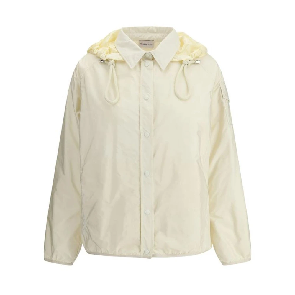 Moncler Waterdichte Jas met Drukknoopsluiting en Capuchon Beige Dames