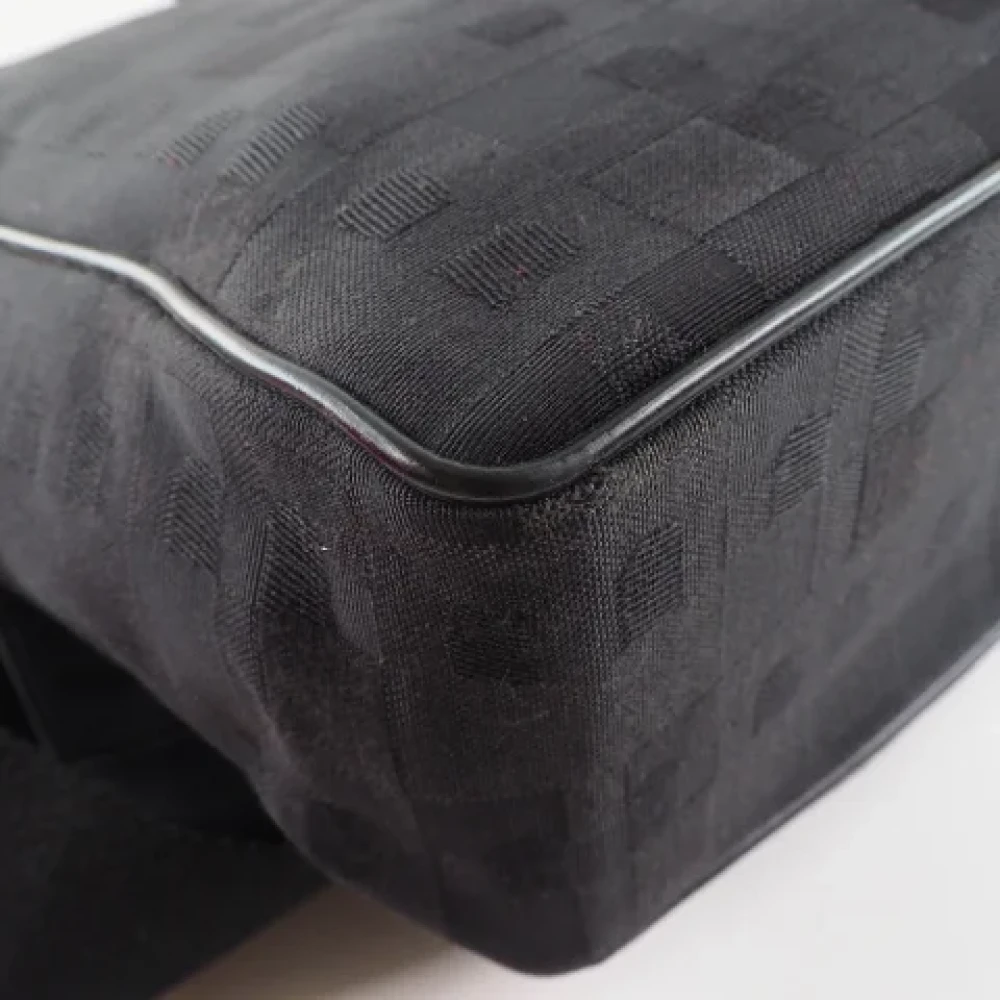 Bally Pre-owned Fabric shoulder-bags Black Dames