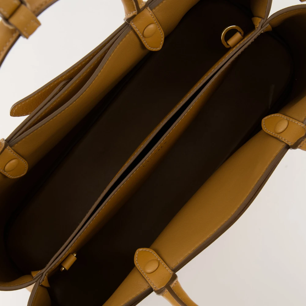 Prada Gesp Leren Schoudertas Bruin Brown Dames