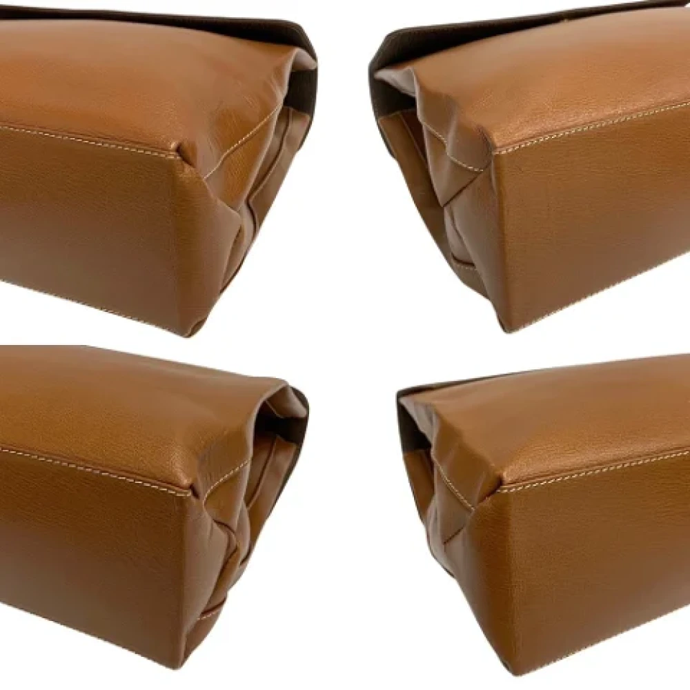 Loewe Pre-owned Fabric handbags Brown Dames