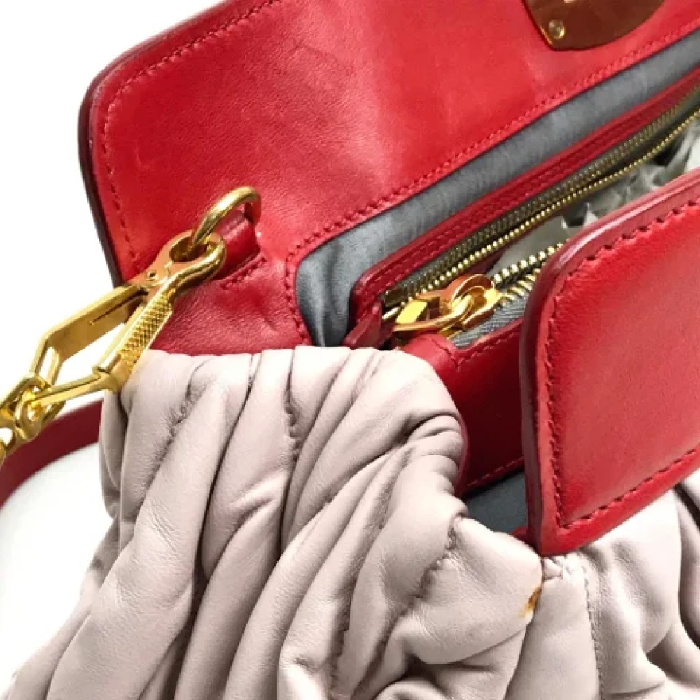 Miu Pre-owned Leather handbags Pink Dames