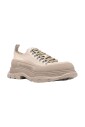 stylish-sneaker-for-trendy-outfits