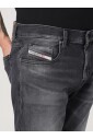 slim-jeans-for-men