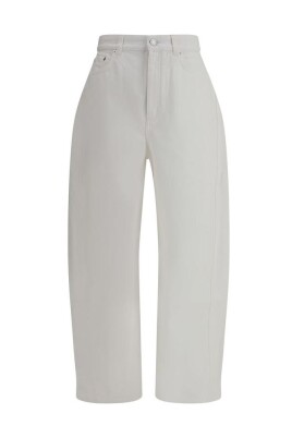 rounded-barrel-jeans