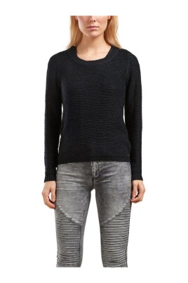 long-sleeve-knit-top