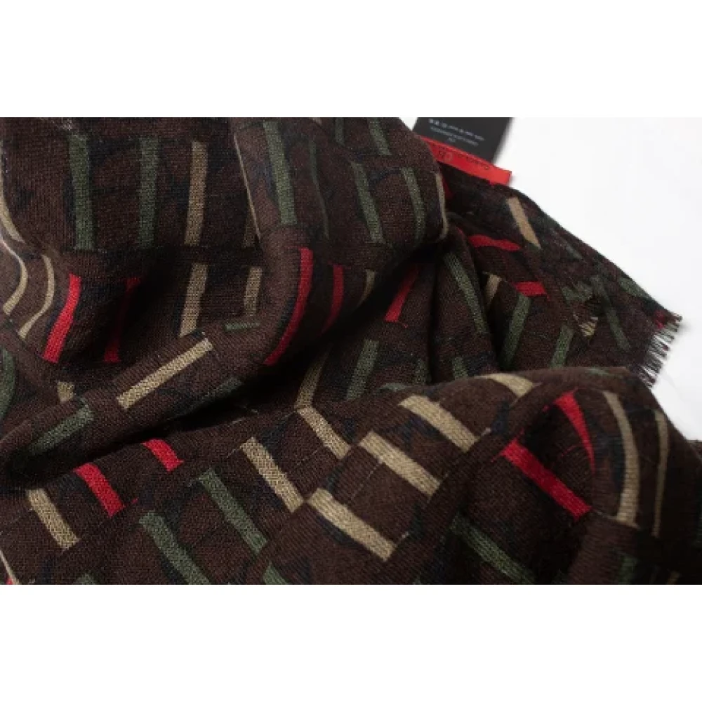 Carolina Herrera Pre-owned Wool scarves Multicolor Dames