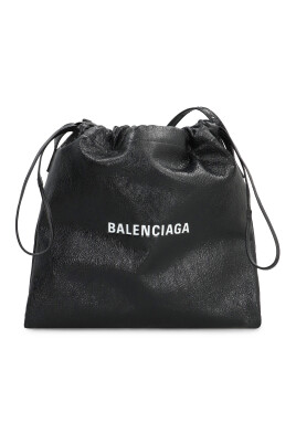 lamb-leather-messenger-bag