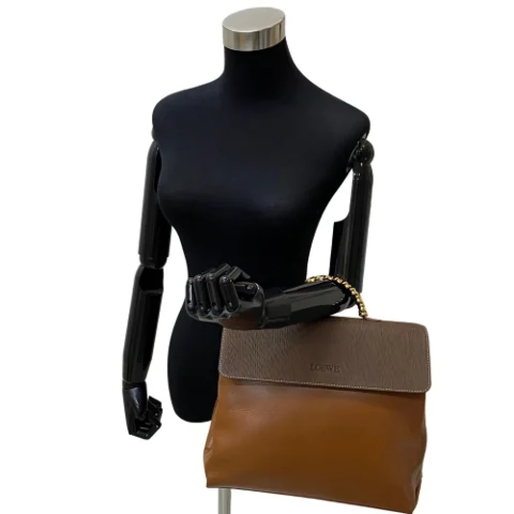 Loewe Pre-owned Fabric handbags Brown Dames