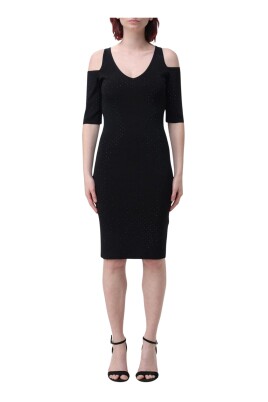 sophisticated-black-midi-dress