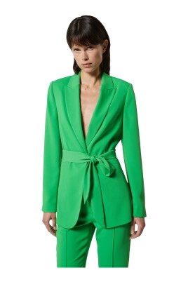 blazer-avec-ceinture-a-la-taille