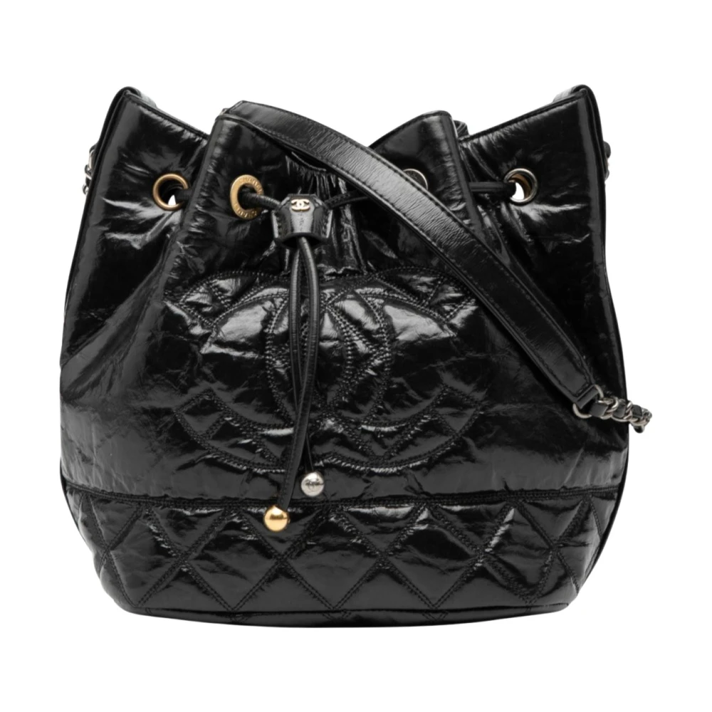 Chanel Vintage Women's Black Pre-Owned Drawstring Bucket Bag