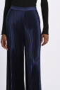 wide-trousers