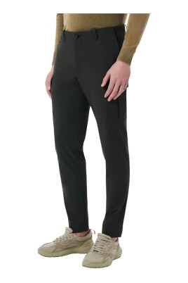 cargo-pant-with-surflex-technology