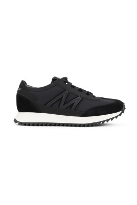 sneakers-noires-aw25-style
