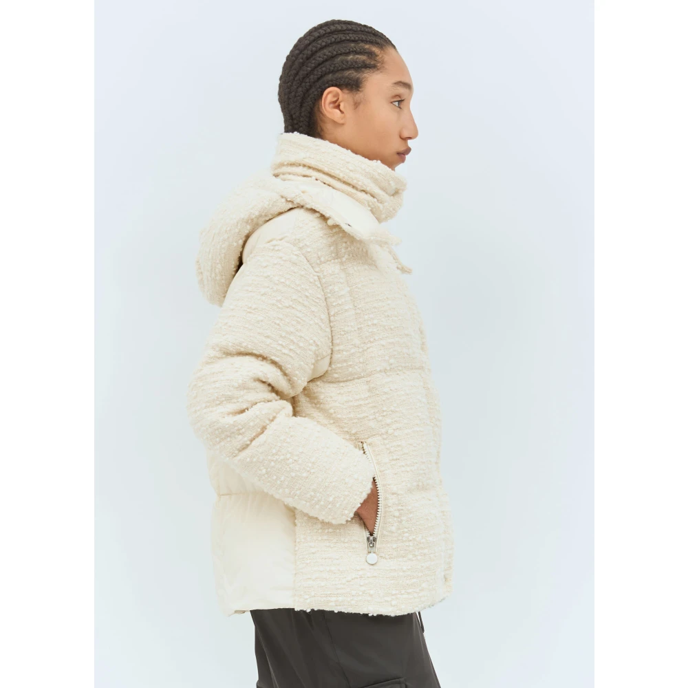 Moncler Gewatteerde Tweed Donsjas met Capuchon Beige Dames