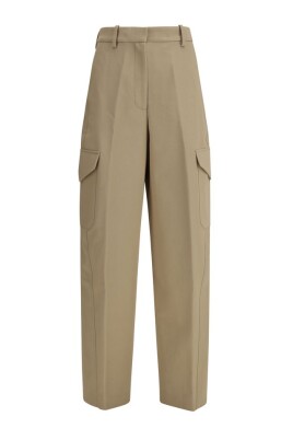 cargo-pants-with-contemporary-design
