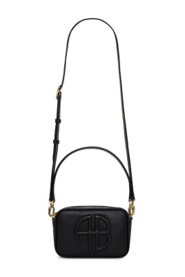 elegant-black-pebbled-leather-bag