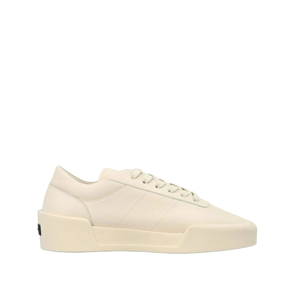 Fear Of God Witte Low-Top Aerobic Sneakers Dames Schoenen Beige