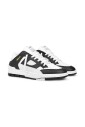 white-sneakers-stylish-and-eco-friendly