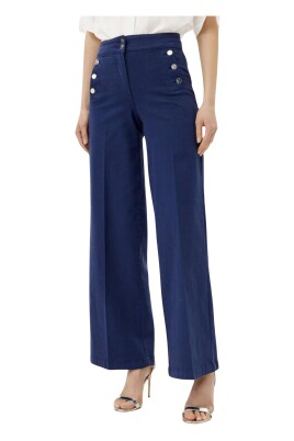 jean-a-jambe-large-pour-un-look-sophistique