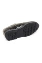 chaussures-classiques-elegantes-a-clous-dores