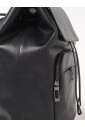 sac-a-dos-en-cuir-noir-a-cordon