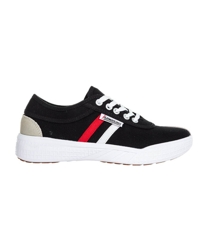 retro-canvas-sneakers