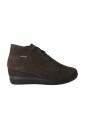 bottines-femme-en-daim-marron