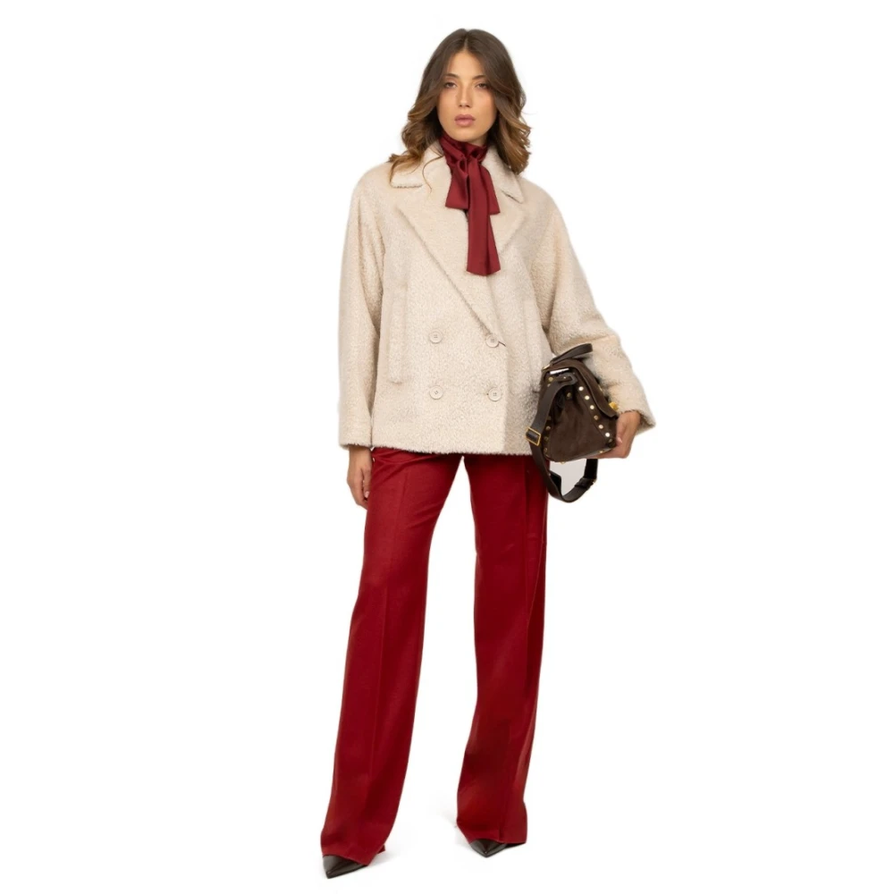 Max Mara Studio Alpaca Dubbelbreasted Jas in Albino White Dames