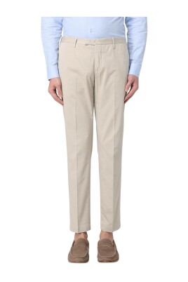 sophisticated-beige-chinos-for-men