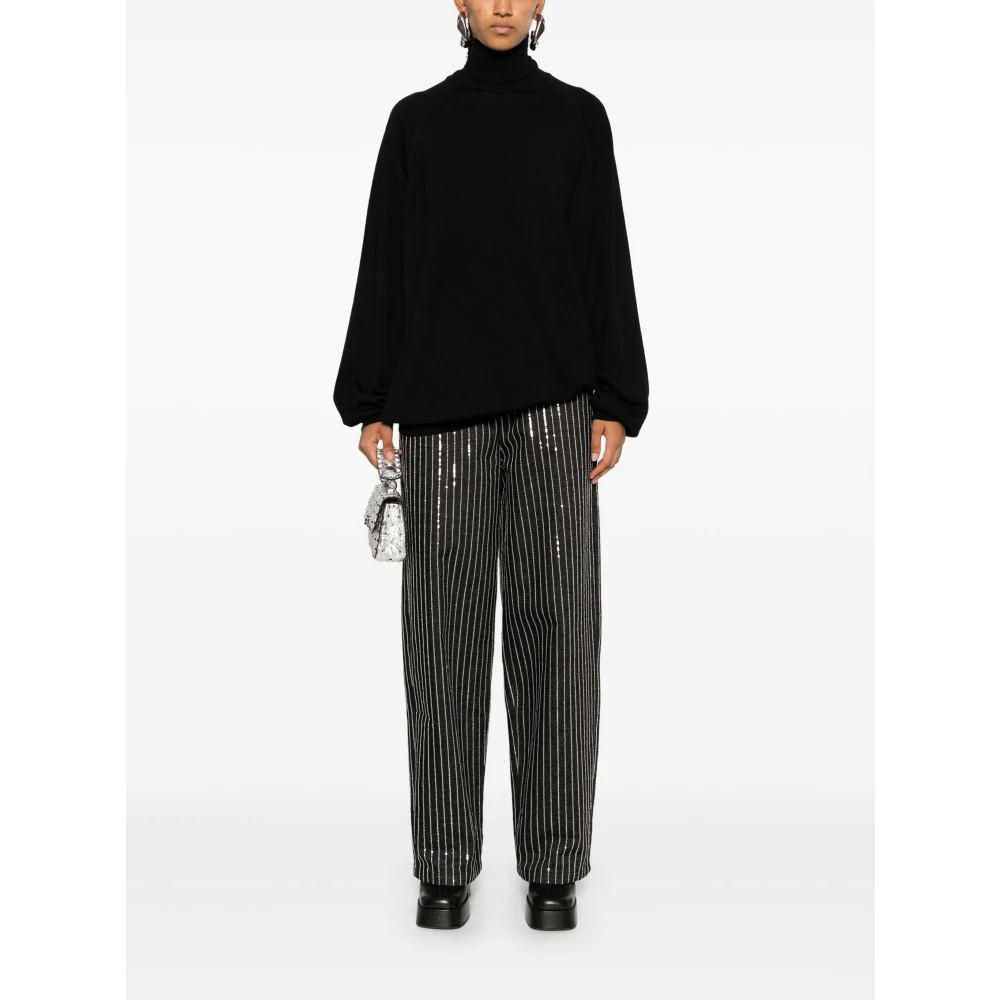 Moschino Stijlvol Logo-Charm Sweater met Open Rug Black Dames