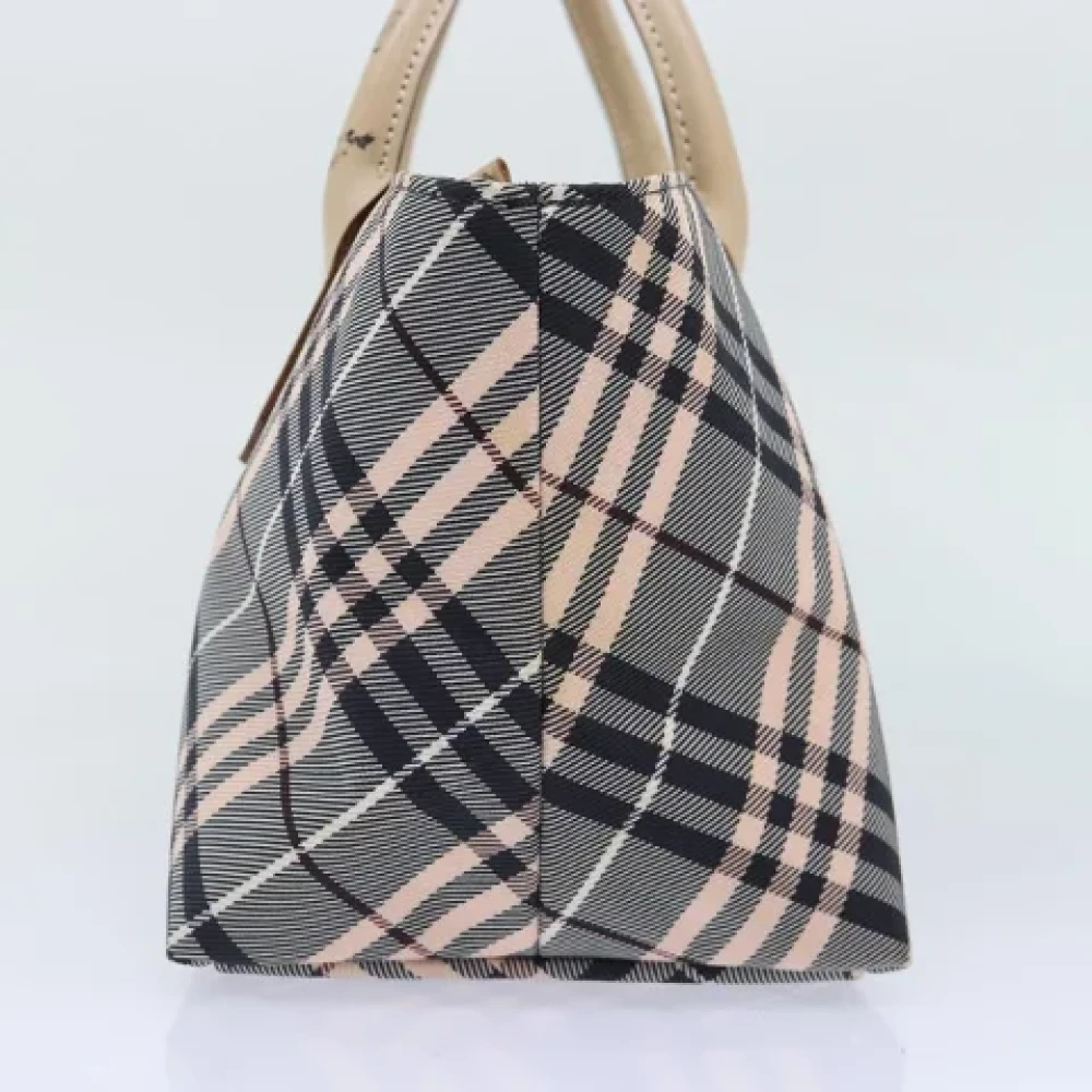 Burberry Vintage Pre-owned Nylon handbags Gray Dames