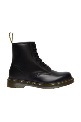 1460-black-smooth-boots