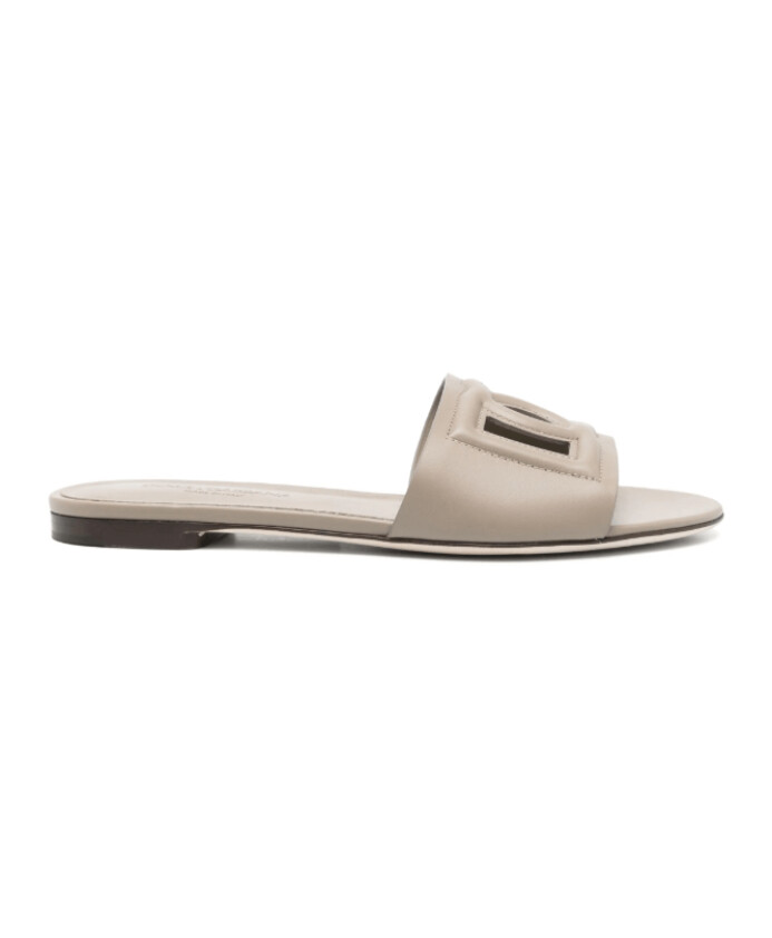 sandales-en-cuir-gris-taupe-avec-decoupes