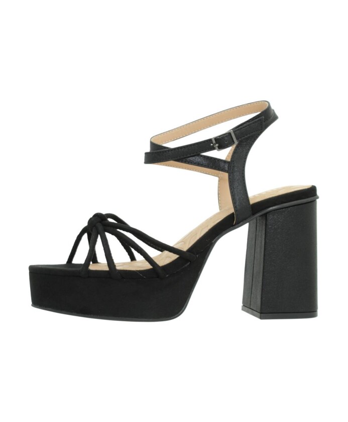 sandales-a-talon-haut-a-la-mode