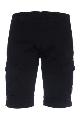 black-cargo-shorts-regular-fit