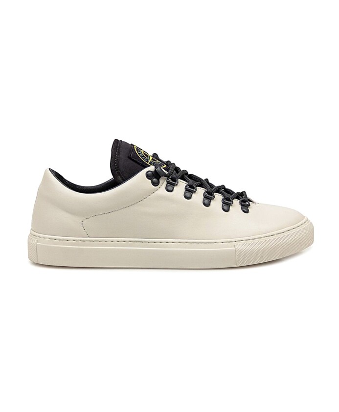 casual-sneakers-for-everyday-wear