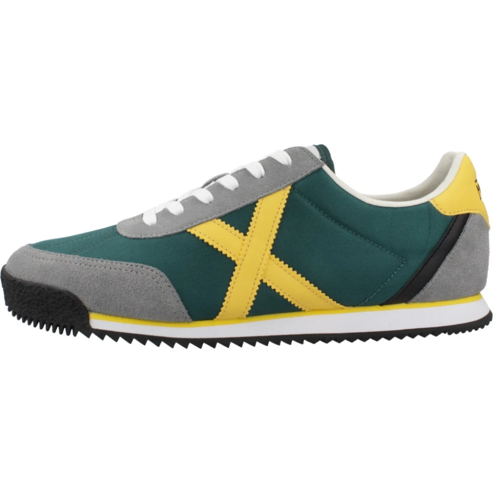 Shoes > Sneakers - - Munich - Modalova