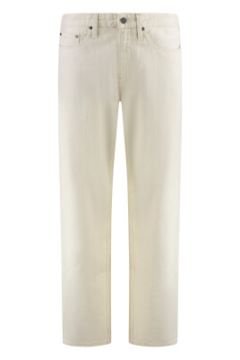 straight-leg-jeans-med-ladermarke