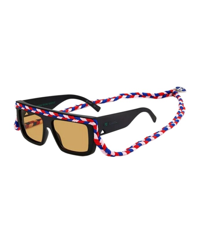 lunettes-de-soleil-en-resine-noire-pour-femmes