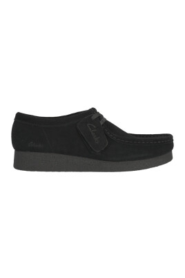 black-leisure-sneakers-for-women